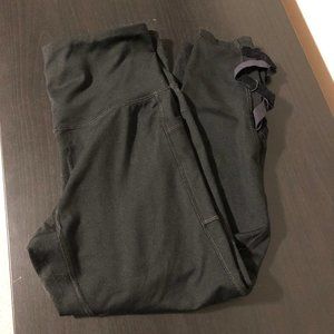 Black High-Waisted Capri Leggings Size S